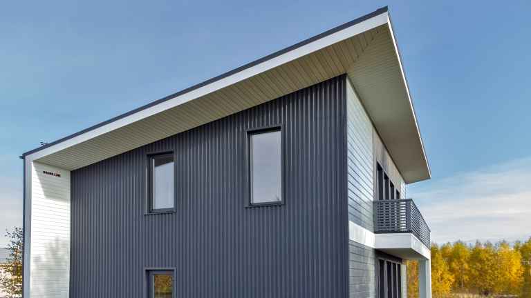 Монтаж профлиста на фасад и каркас