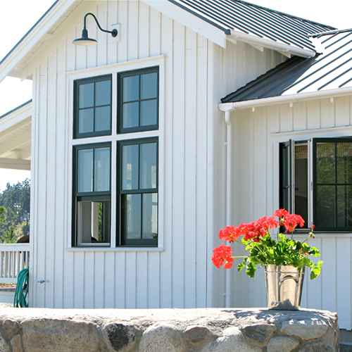 Сайдинг на фасаде склада