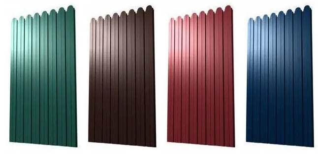 Монтаж забора из фигурного профнастила