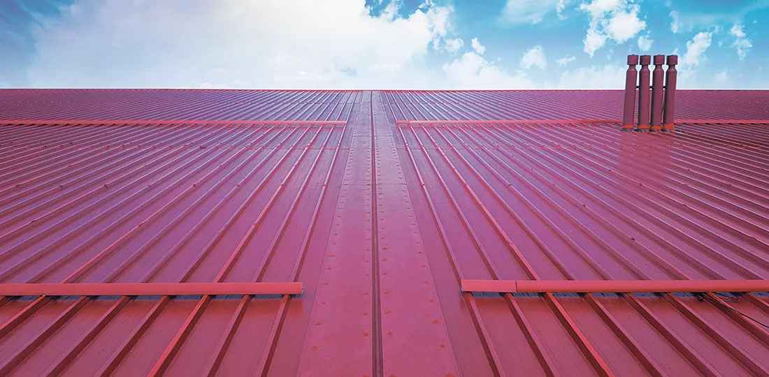 Узлы примыканий и замковые соединения кровельных панелей