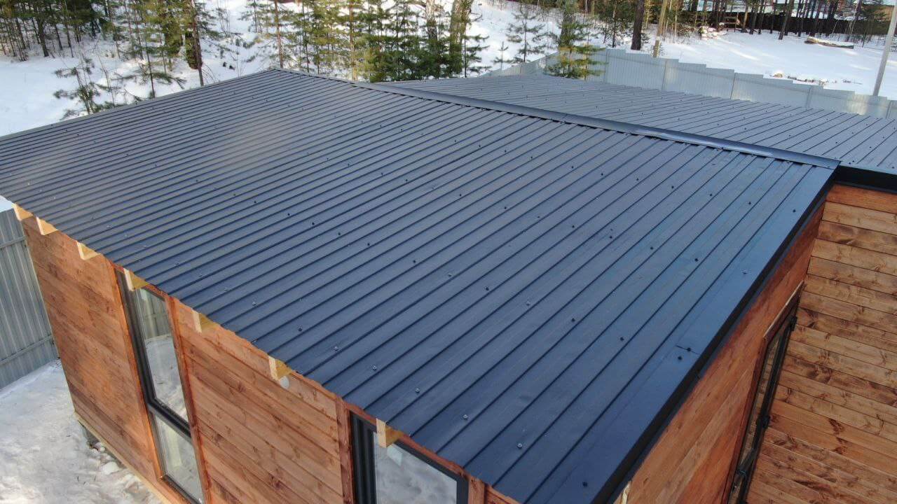 Монтаж кровельного профнастила