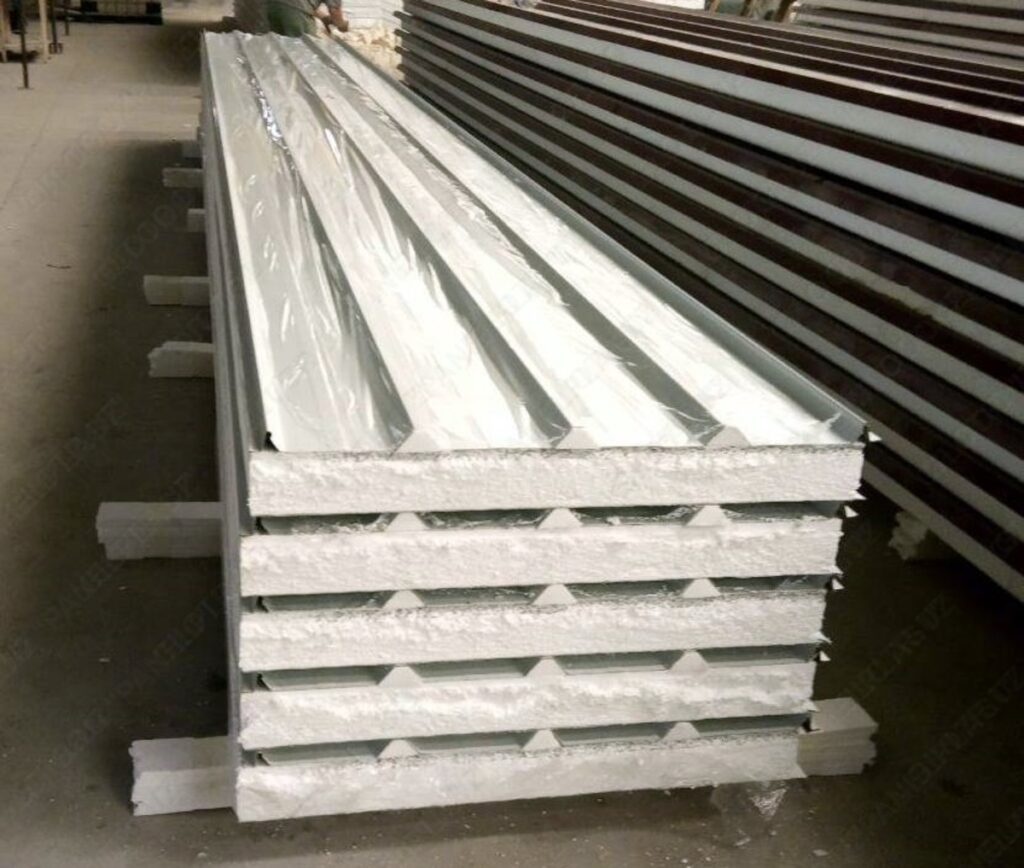 Сэндвич панели ППС на здании