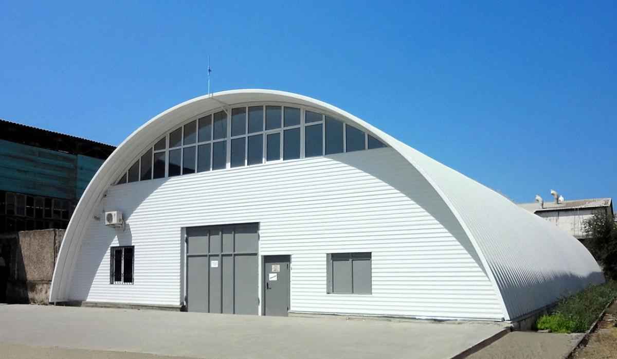 Монтаж арочных панелей: подача и стык — заглушка