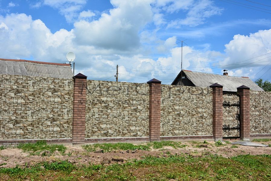 Покрытие, крепление и узлы профнастила под камень