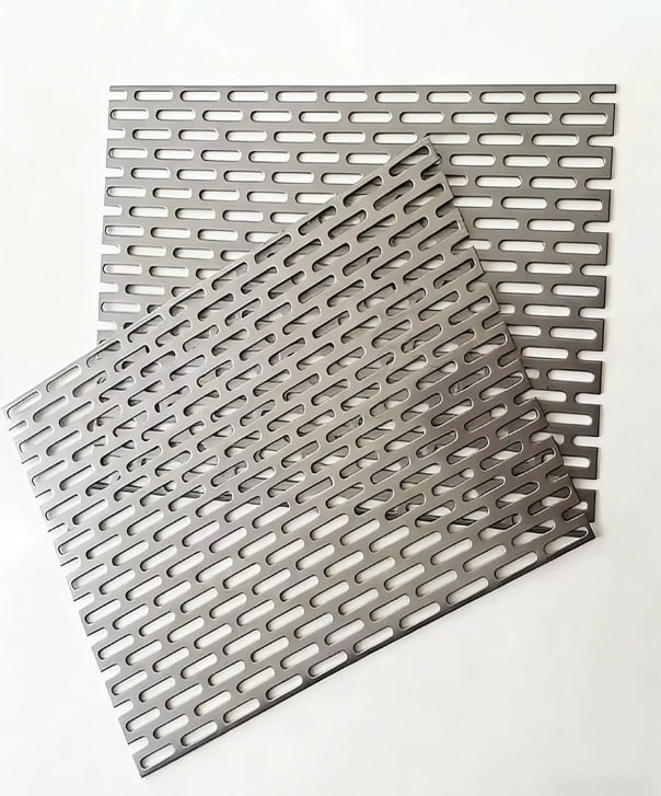 Перфорированный лист нержавеющий AISI 304