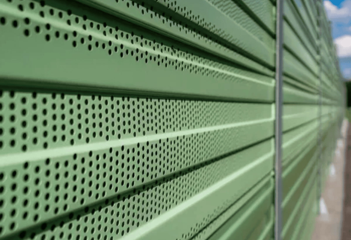 Перфорированный профнастил Т50 для коммерческого объекта