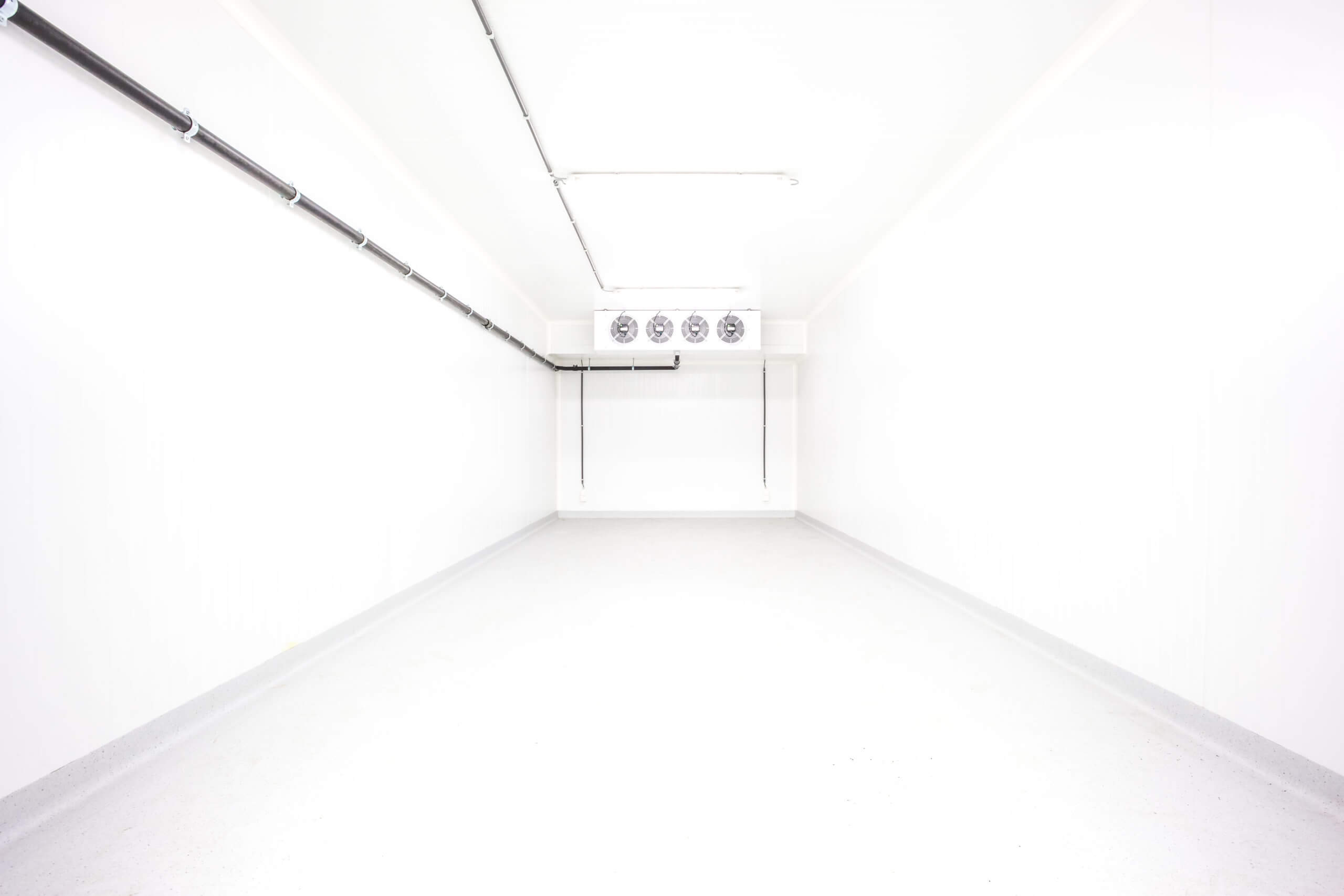 Склад-холодильник из металлоконструкций