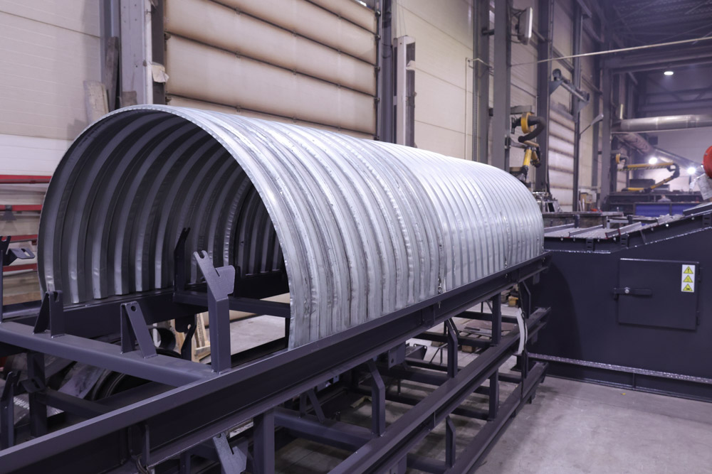 Арочное укрытие конвейера из профнастила Н60ПГ